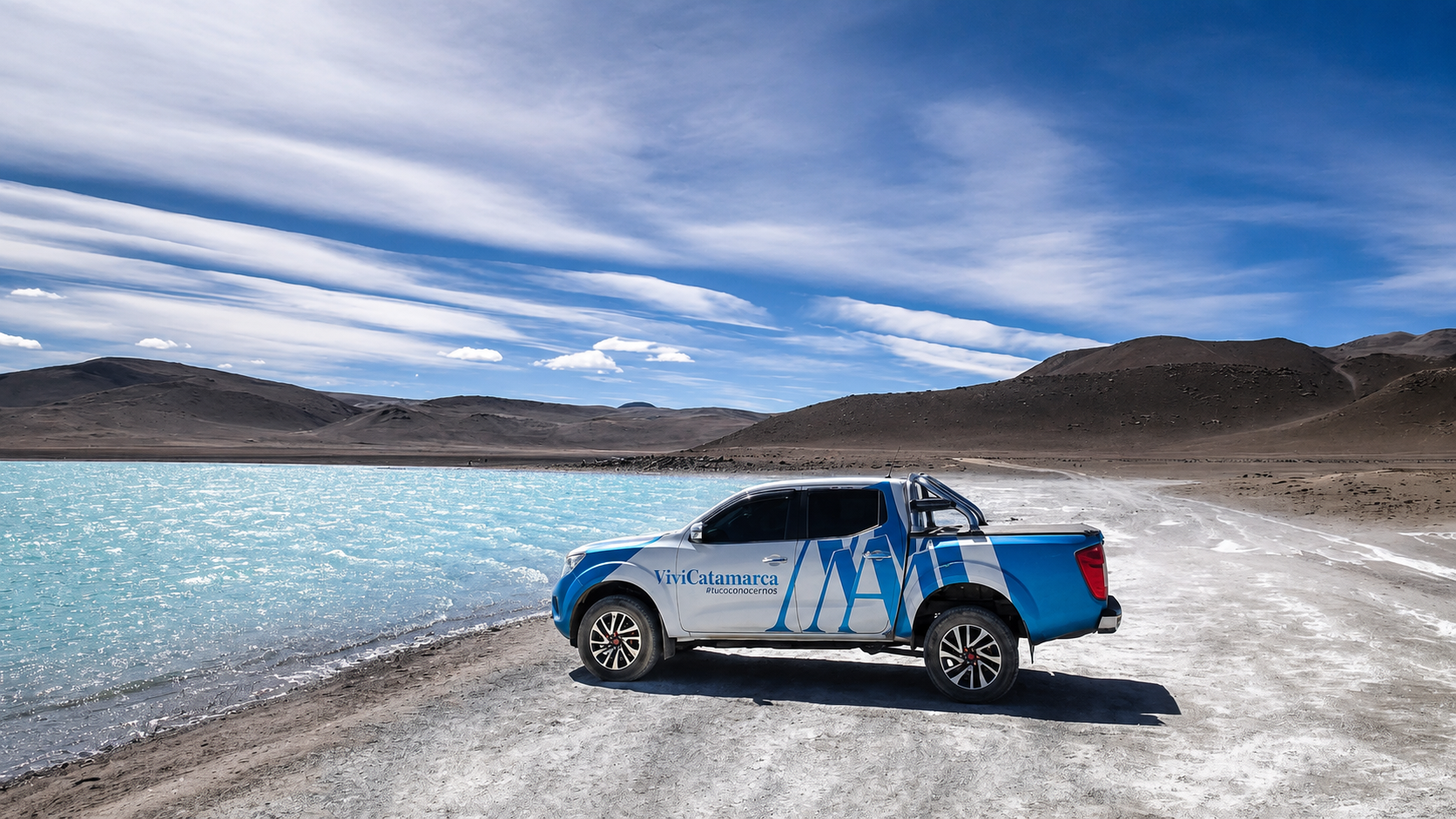 Camioneta Alta Catamarca en Laguna Verde, Catamarca